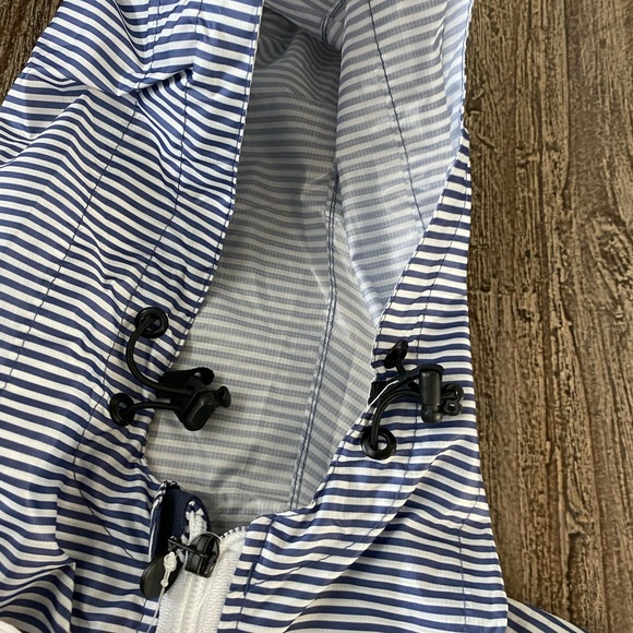 NWT IVORY ELLA WINDBREAKER - Picture 6 of 6